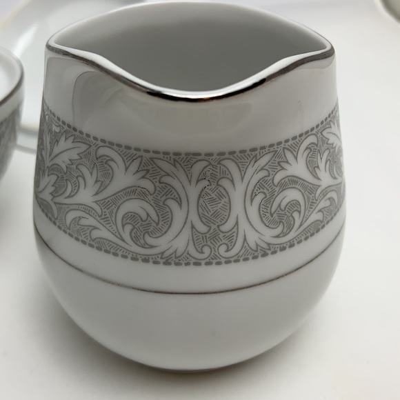 Sugar & Creamer by W. Dalton - Picture 10 of 11